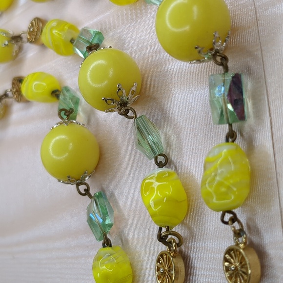 Vintage 50s Yellow Glass Beaded Necklace Long Mid Century Modern Triple Strand - Picture 9 of 11